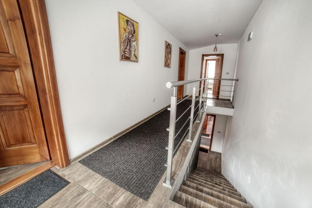 Penzion Jolla Červený Kláštor エクステリア 写真